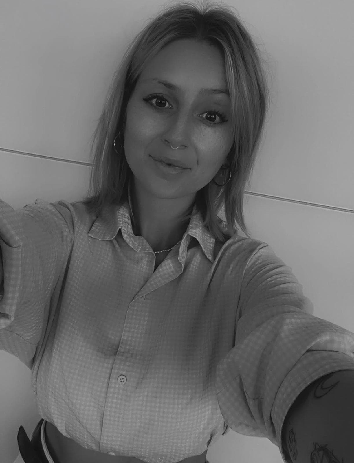 Kyra – Tattoo Artist